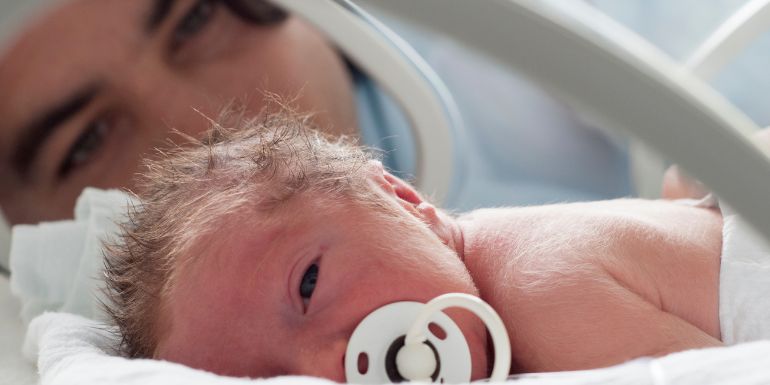 bébé prématuré parents hôpital